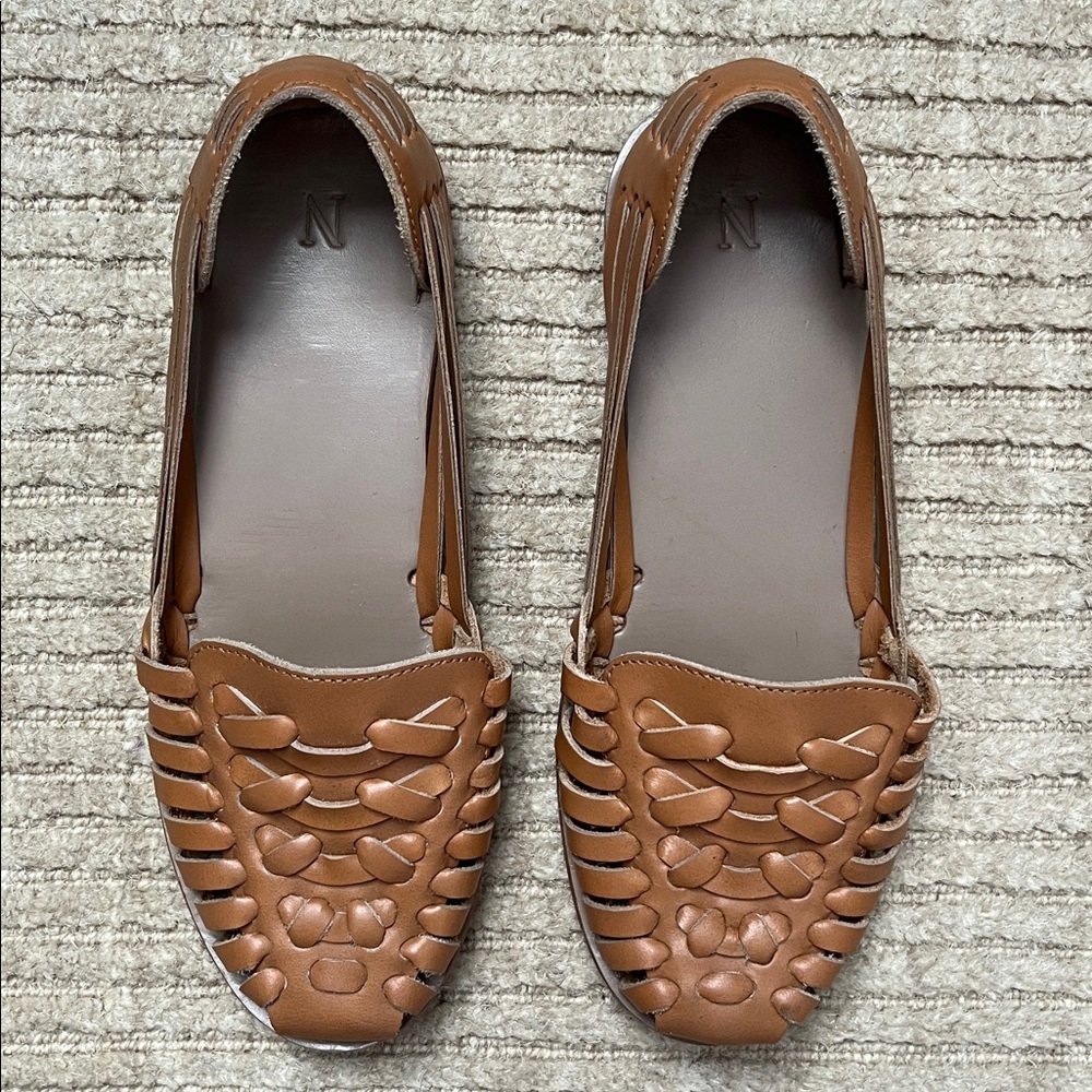Nisolo Tan Woven Leather Huarache Flats - Picture 4 of 15